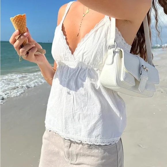 Brandy Melville Edith Lace Tank Top - White - Picture 2 of 3